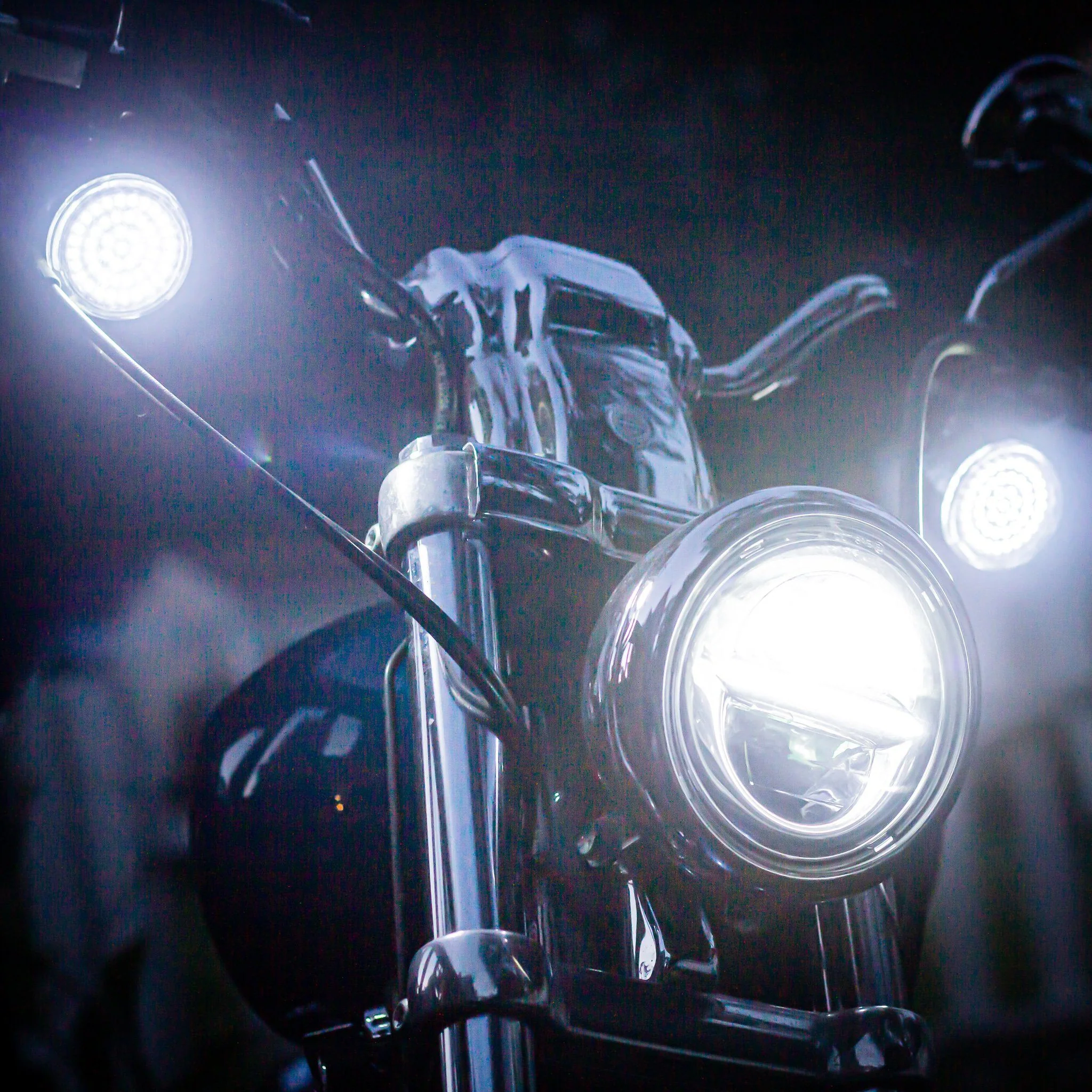 Eagle Lights Midnight Edition Front and Rear LED Turn Signal Kit for Harley-Davidson® Motorcycles - 1157 Front / 1156 Amber Rear - Image 9
