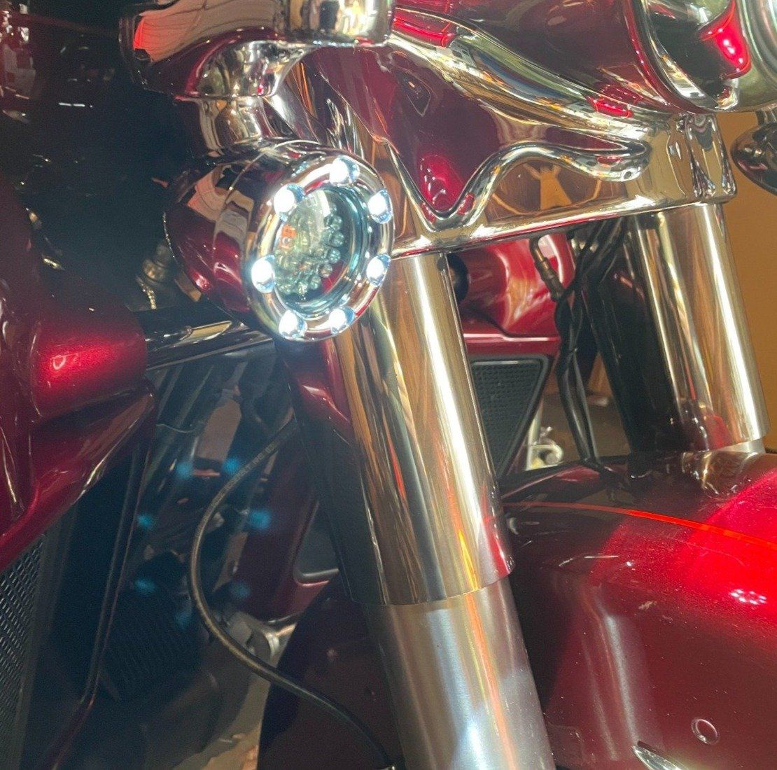 Eagle Lights 2” Infinity Beam Front LED Turn Signals with Integrated Trim Rings and White Halo Running Lights for Harley-Davidson® Motorcycles - Image 8