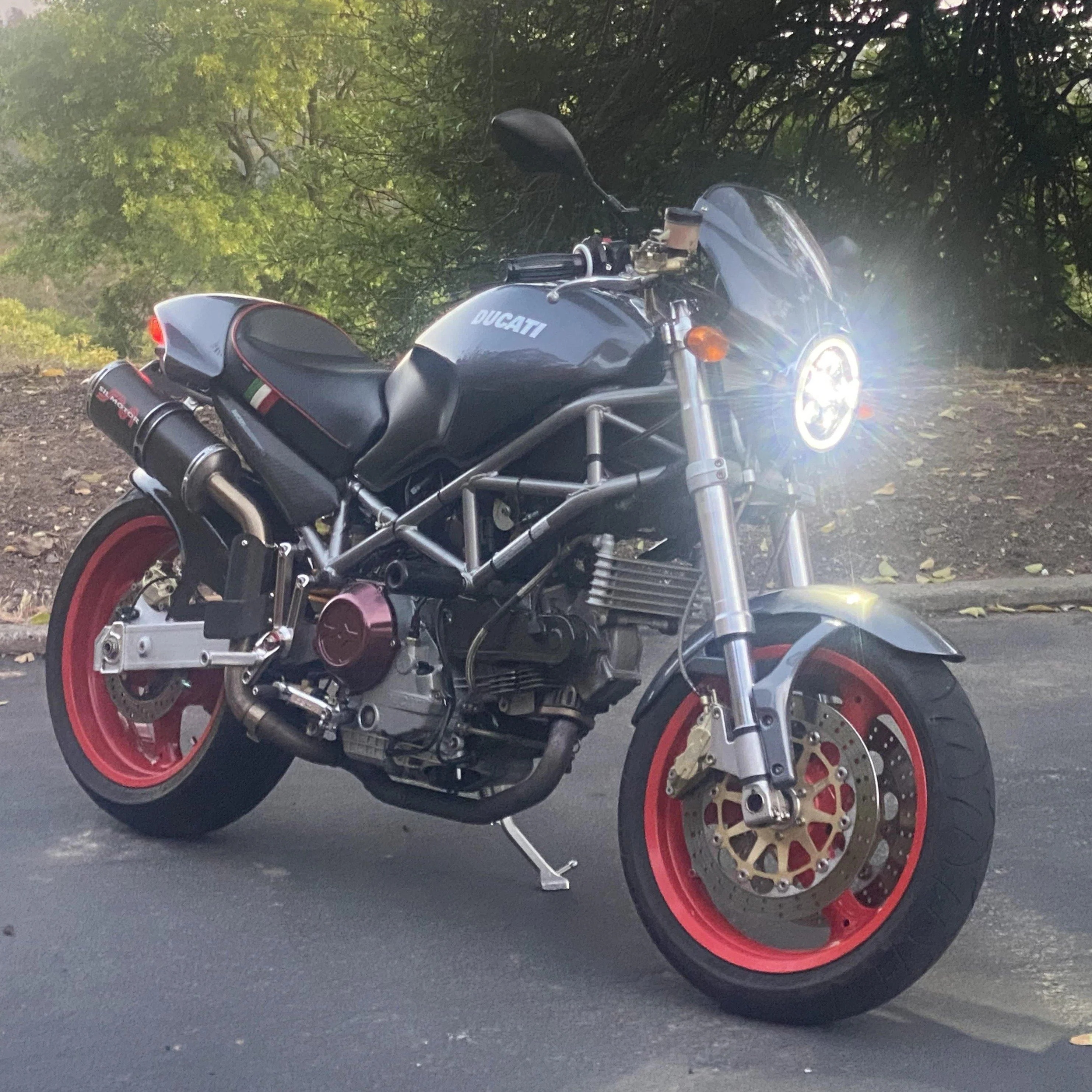Eagle Lights 7" LED Headlight Kit for Ducati Monster Models - Image 4