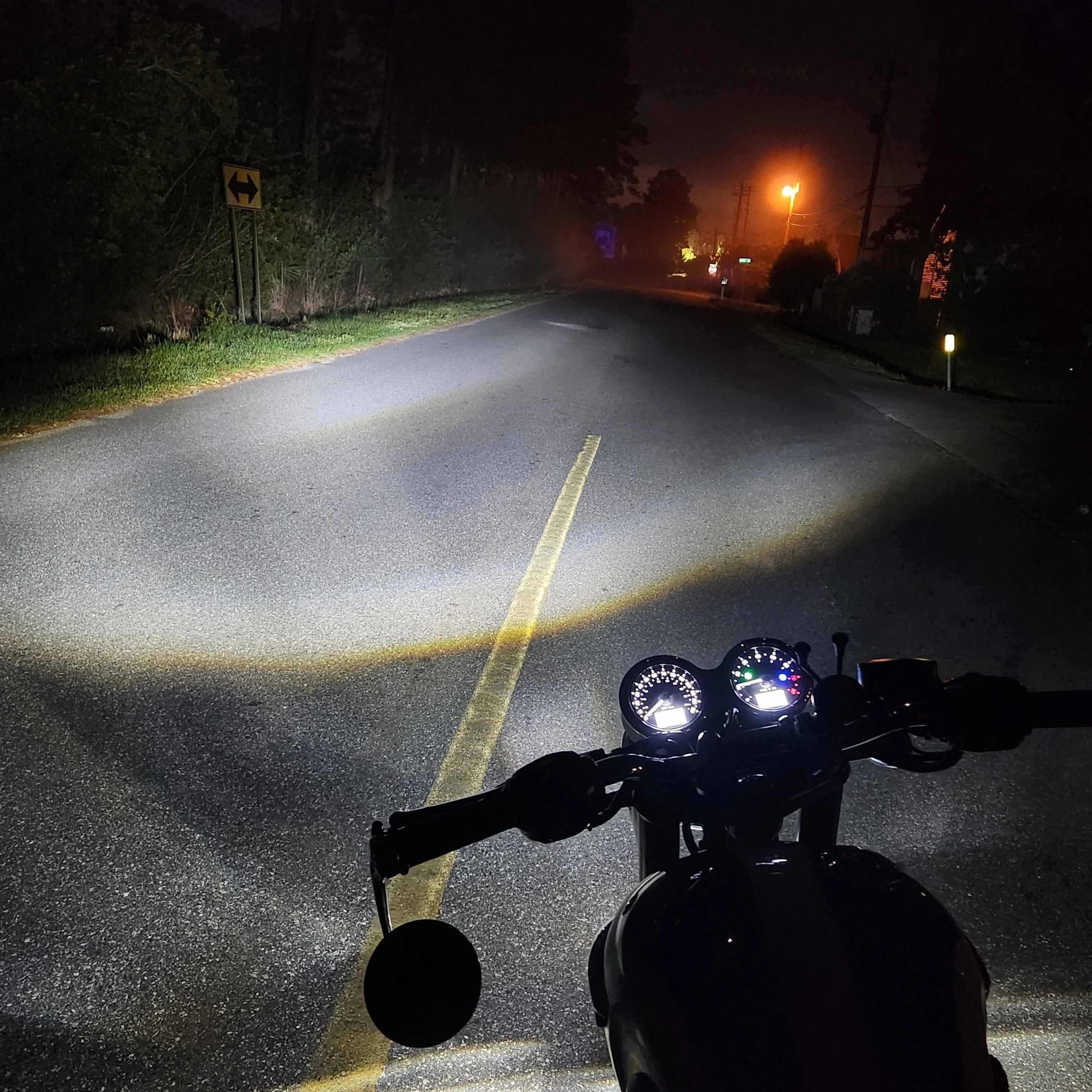 Eagle Lights 7" LED Headlight Kit for Triumph T100 and T120 Models - Image 7