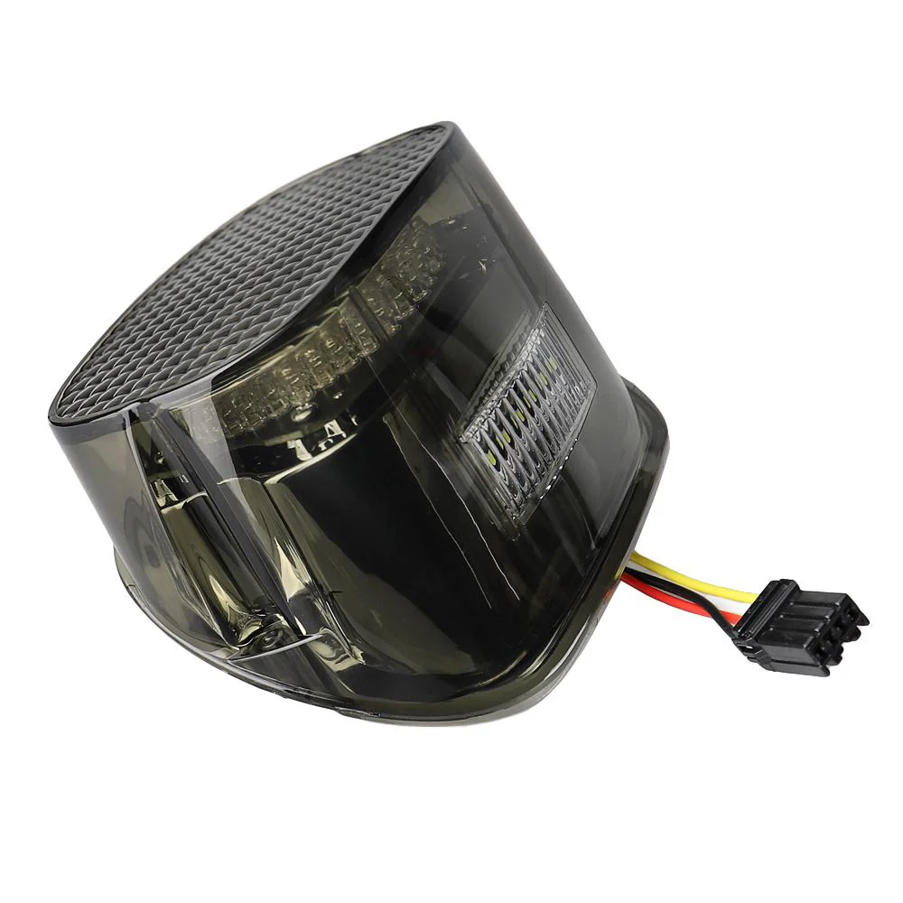 Eagle Lights Flashing Strobe Squareback LED Tail Brake Light Kit for Harley-Davidson® - with Plate Window - Image 8