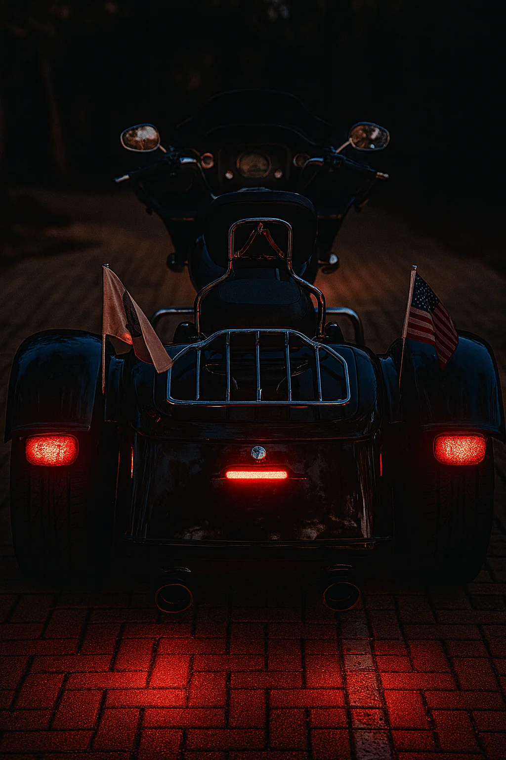 Eagle Lights Strobe LED Squareback Brake Light Kit for Harley-Davidson® Freewheeler / Road Glide 3 Models - Image 6