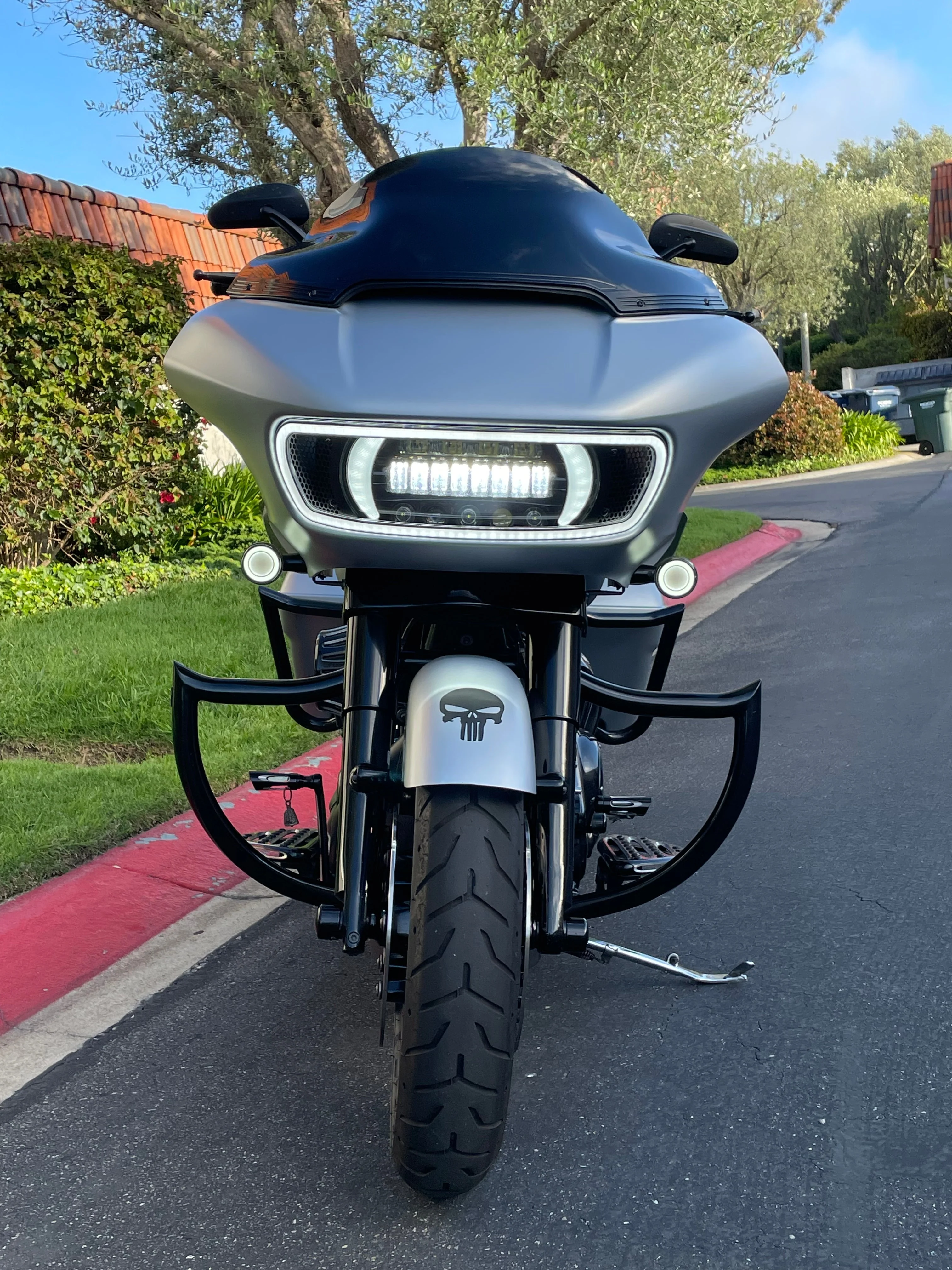 Eagle Lights HALOS DRL Bezel With Vent Inserts And White LED Running Lights for Harley-Davidson® Road Glide Motorcycles - Image 5